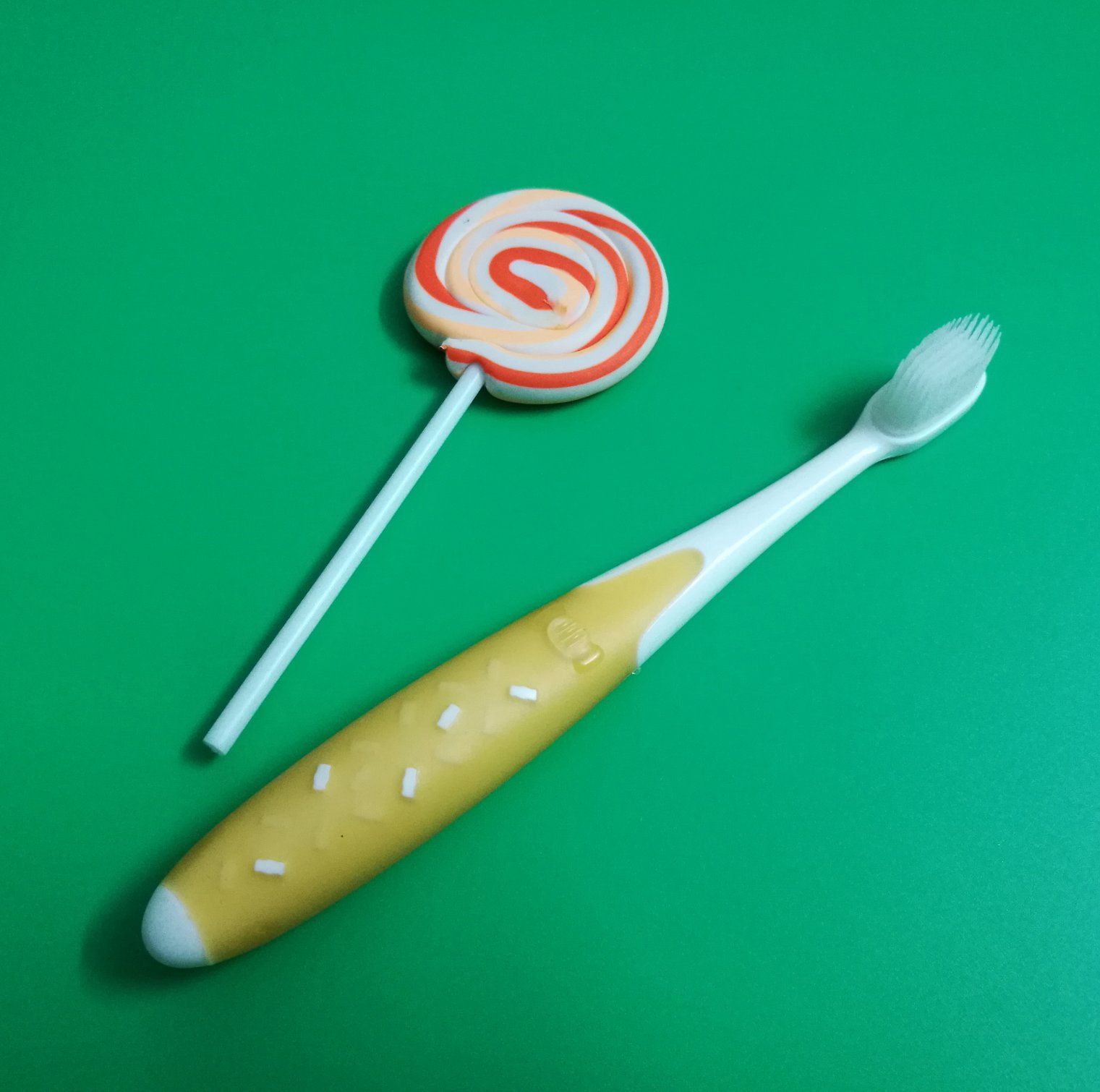 Kid/Child/Children Toothbrush with Nano Bristles, Gift Included The Pack 881